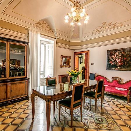 Bed and Breakfast Palazzo Stunis - Dimora Di Charme Ostuni Exteriér fotografie