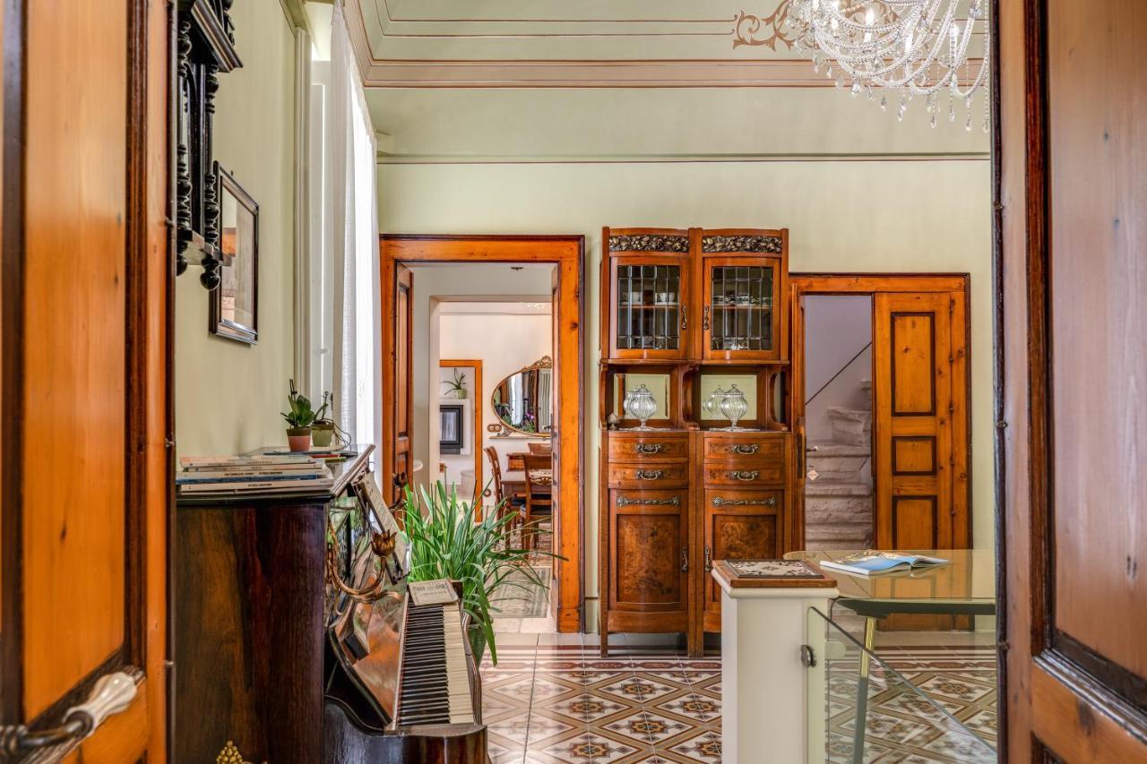Bed and Breakfast Palazzo Stunis - Dimora Di Charme Ostuni Exteriér fotografie