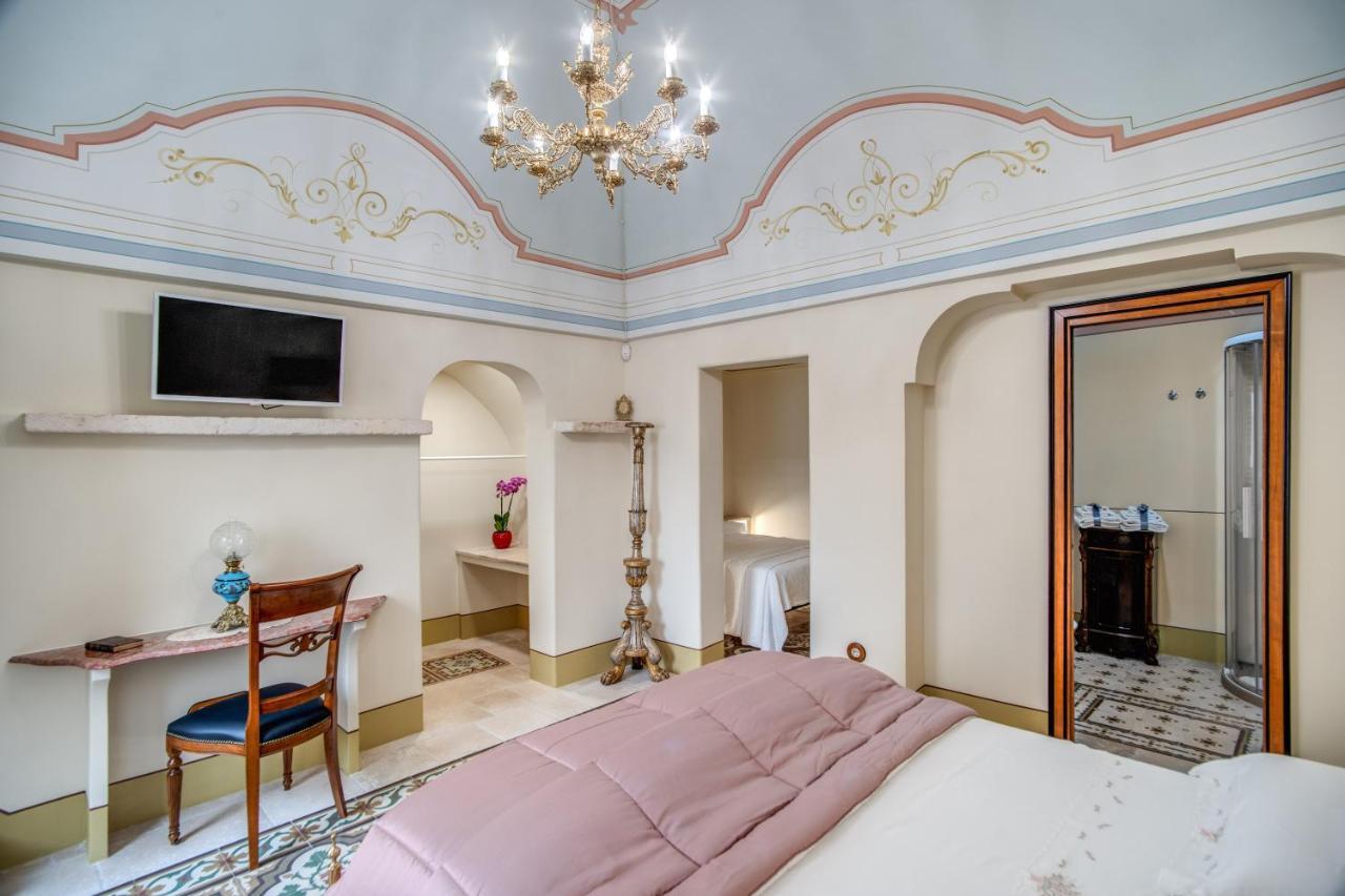 Bed and Breakfast Palazzo Stunis - Dimora Di Charme Ostuni Exteriér fotografie
