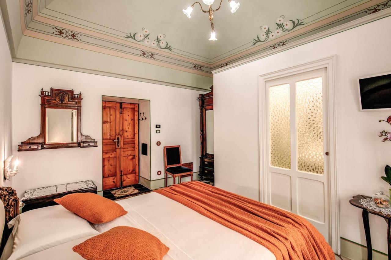 Bed and Breakfast Palazzo Stunis - Dimora Di Charme Ostuni Exteriér fotografie