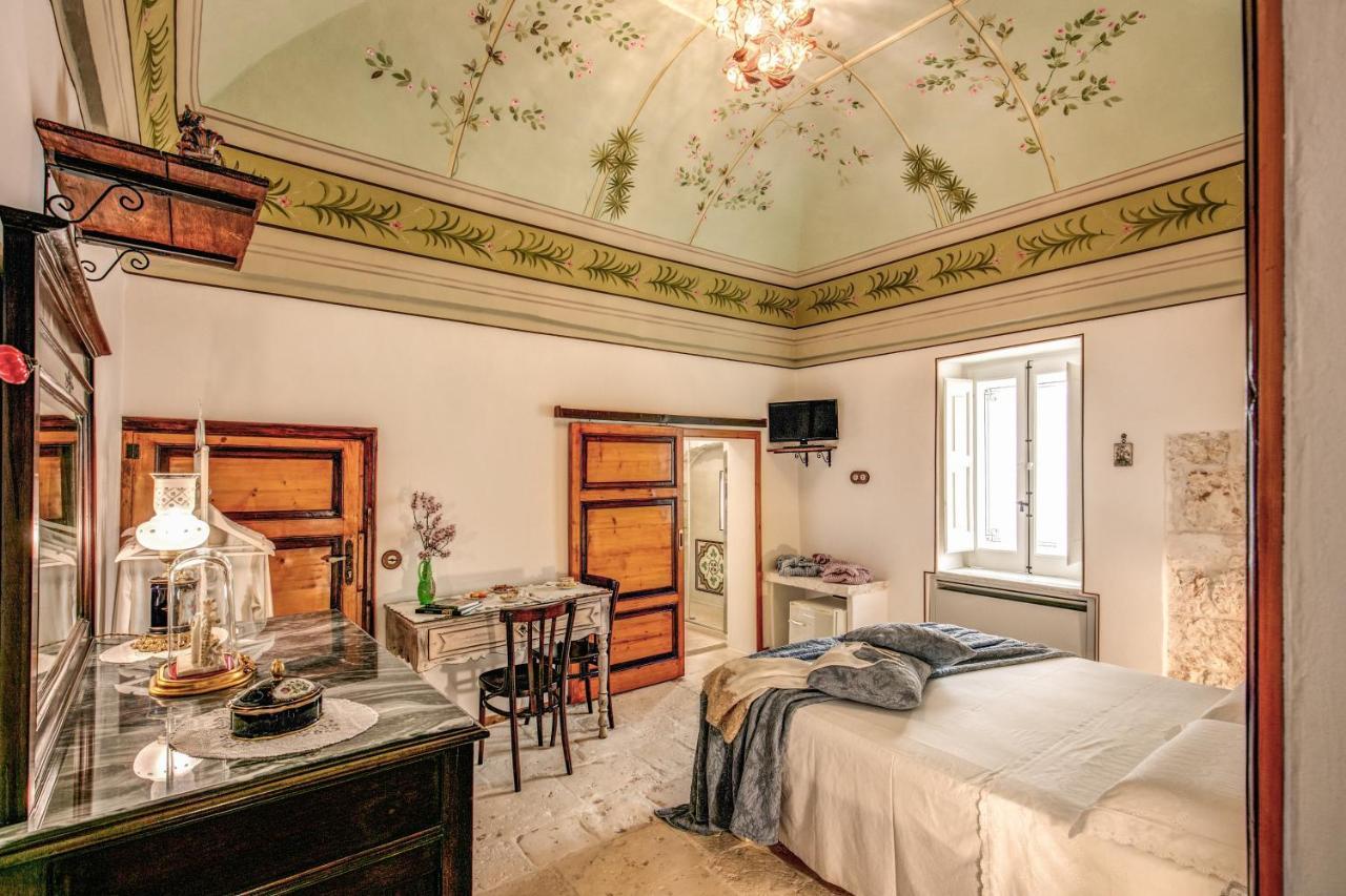 Bed and Breakfast Palazzo Stunis - Dimora Di Charme Ostuni Exteriér fotografie
