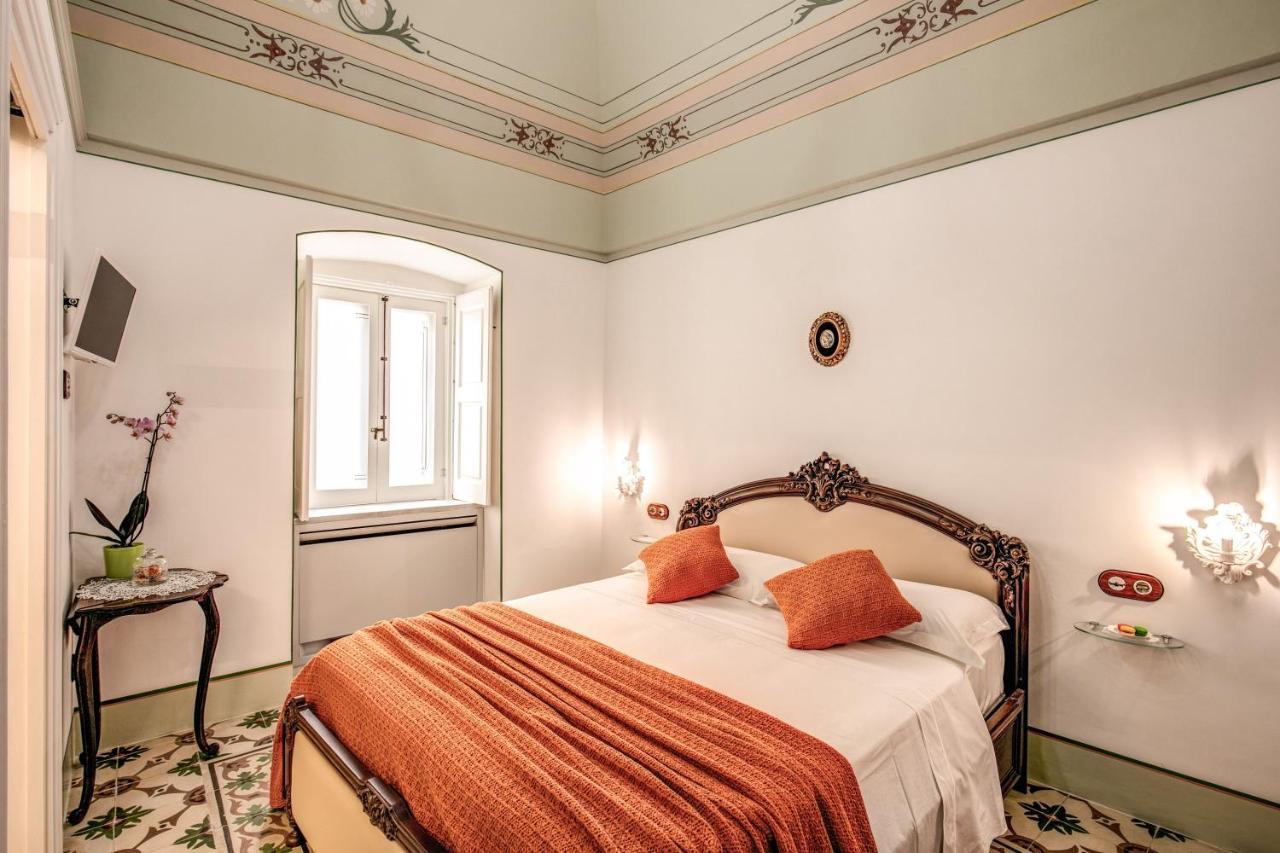 Bed and Breakfast Palazzo Stunis - Dimora Di Charme Ostuni Exteriér fotografie