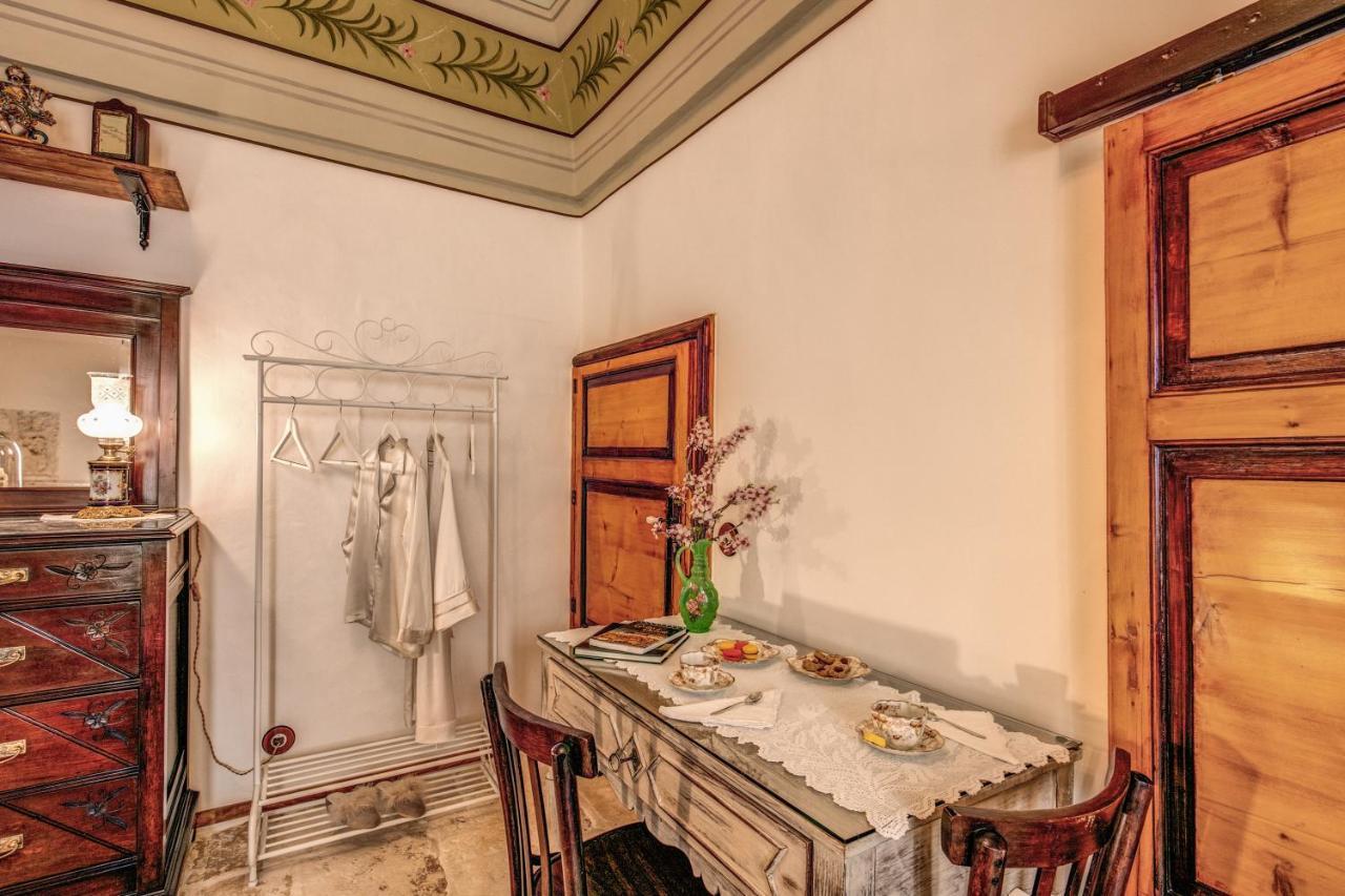Bed and Breakfast Palazzo Stunis - Dimora Di Charme Ostuni Exteriér fotografie